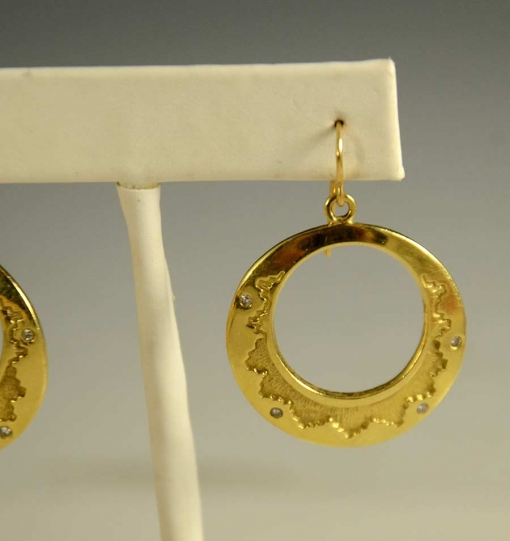 Dina Huntinghorse 18kt Gold Dangle Earrings