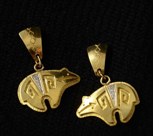Dina Huntinghorse 18kt Gold Bear Earrings