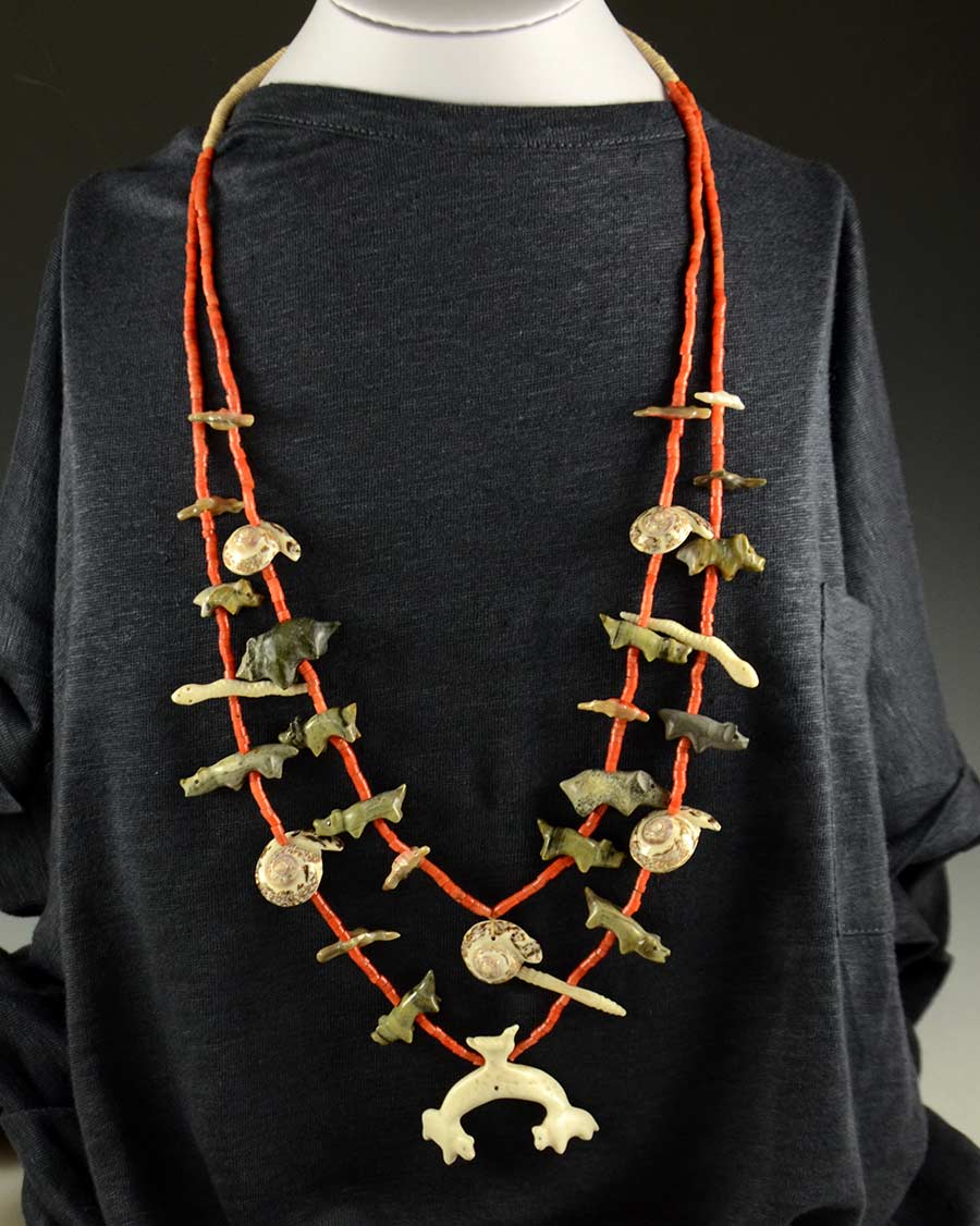 necklace meanings Zuni indians fetish