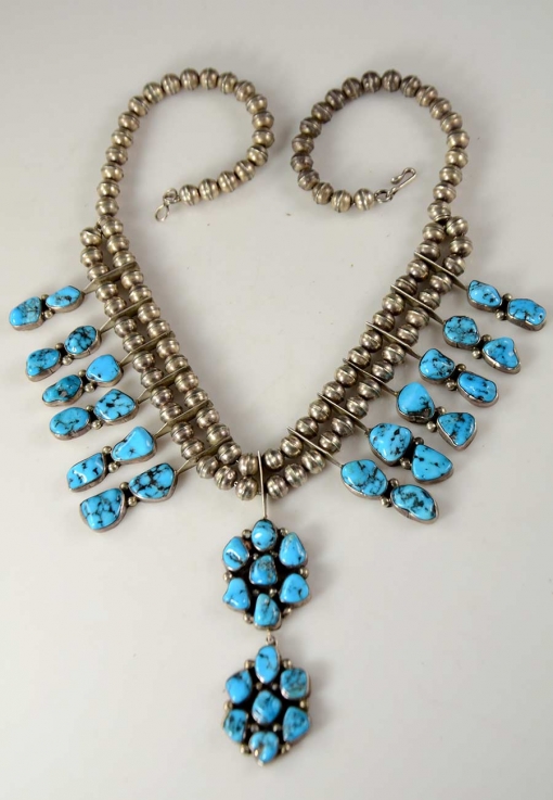 Kingman Turquoise Navajo Necklace
