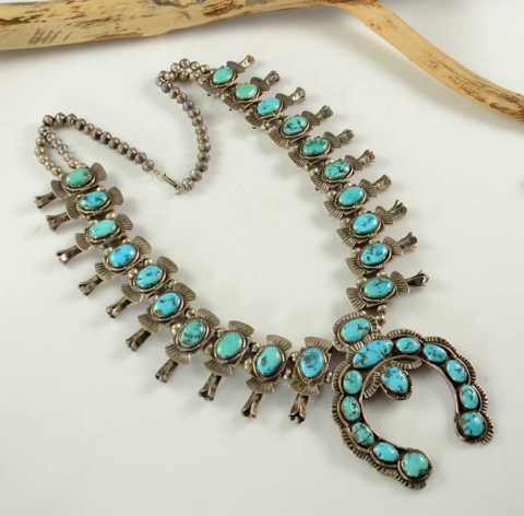 Historic Box Bow Squash Blossom Necklace - Hoel's Indian Shop